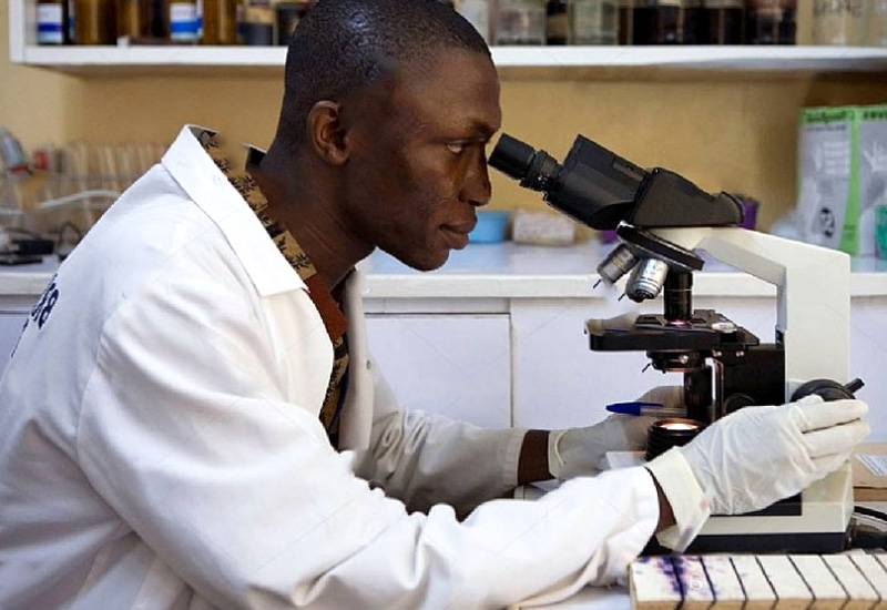 Read more about the article Kumasi: Private labs cash in as KATH laboratory scientists strike intensifies