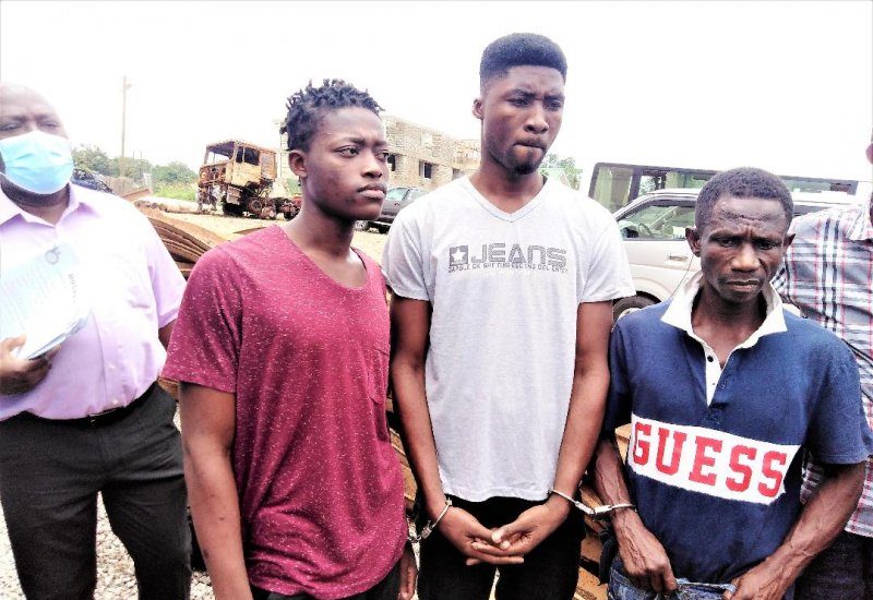 You are currently viewing A/R: Railway line stealing syndicate busted, two jailed as four face trial