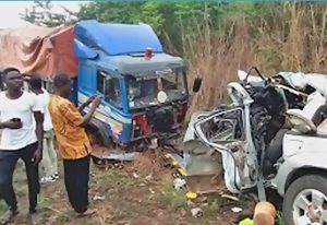 Read more about the article E/R: Nine passengers including six-month-old baby die in fatal crash