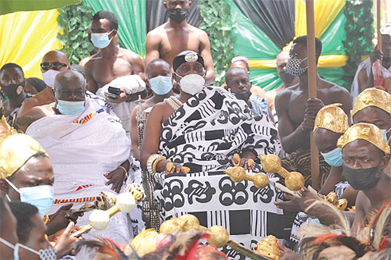 Read more about the article Pomp & Pageantry as Nana Otuo Siriboe marks 50 years on stool