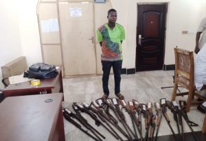 Read more about the article Police arrest 25-year-old man for dealing in illegal firearms