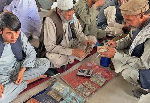 Read more about the article Taliban bans foreign currencies in Afghanistan