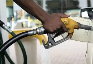 Read more about the article Fuel prices likely to hit GHC7 in second pricing window, says IES