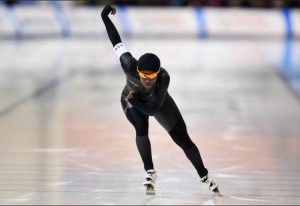 Read more about the article The first Black American woman to medal in speed skating. 