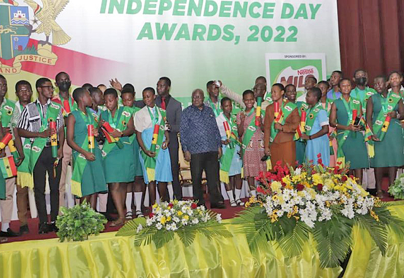 Read more about the article President awards 36 BECE Pupils