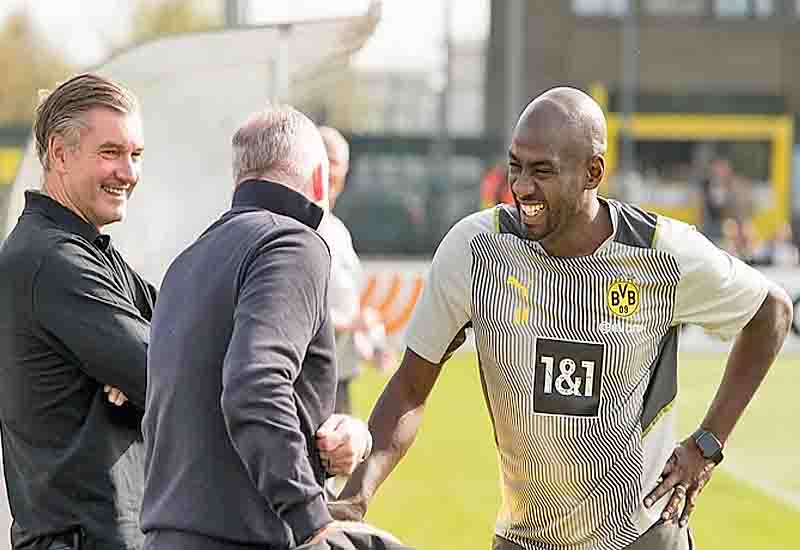 Read more about the article “I want to combine Dortmund and Black Stars Jobs” – Otto Addo