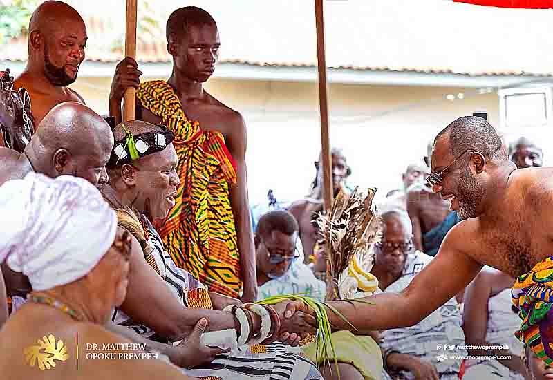 Read more about the article Napo joins Akwamuman for ‘Kitawonsa Akwasidae Kese’ festival