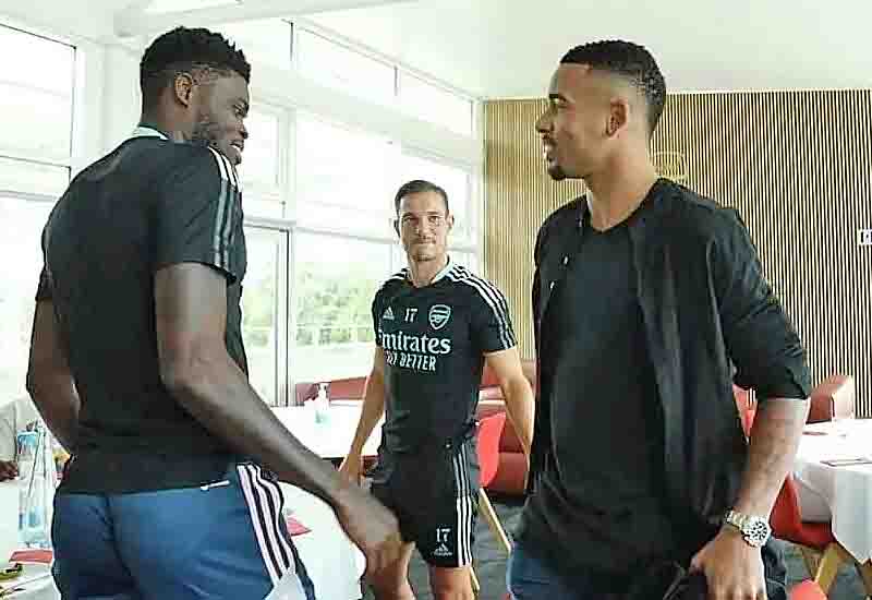 You are currently viewing Thomas Partey meets Gabriel Jesus at Arsenal’s pre-season base – Photo