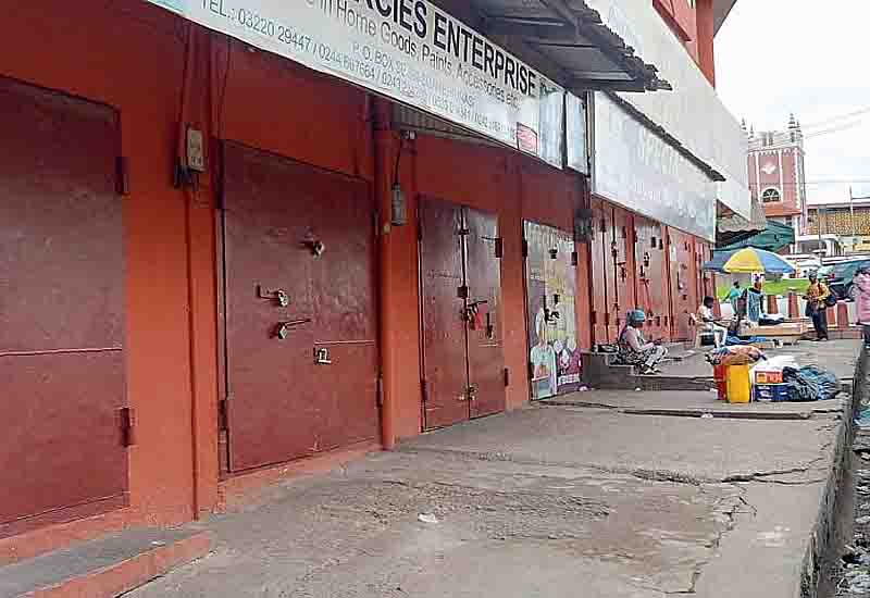 Read more about the article Traders stranded as strike by shop owners at Adum enters third day