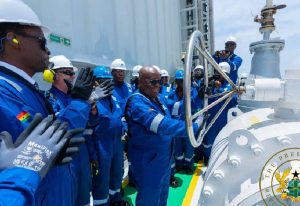 Read more about the article President commissions first oil from Jubilee South East Project