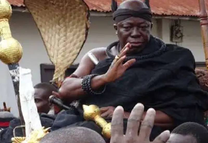 You are currently viewing Berekum Community in awe as Otumfuo demonstrates dominance