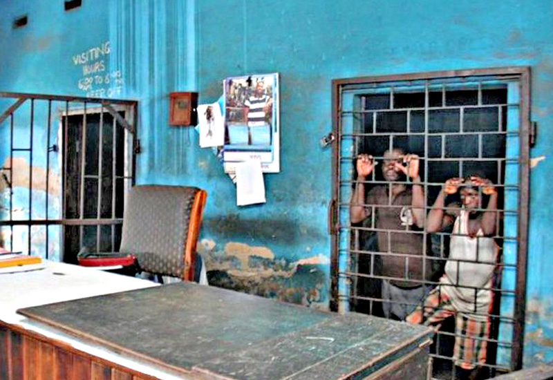 Read more about the article Two suspected kidnappers arrested at Lapaz