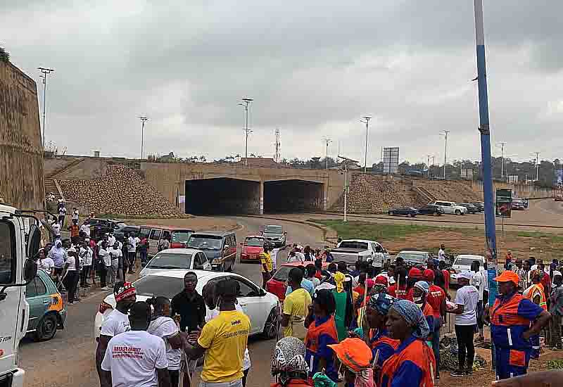 Read more about the article Kwadaso Municipal Assembly organises clean-up exercise