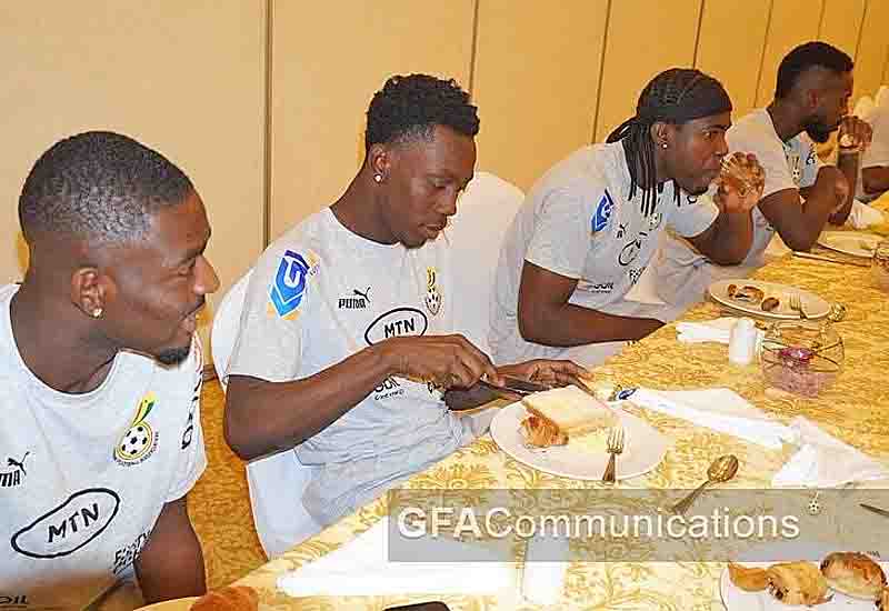 Read more about the article Angry Black Stars player exits players’ WhatsApp platform after Otto Addo failed to play him at 2022 FIFA World Cup – Bright Kankam Boadu (Pure FM)