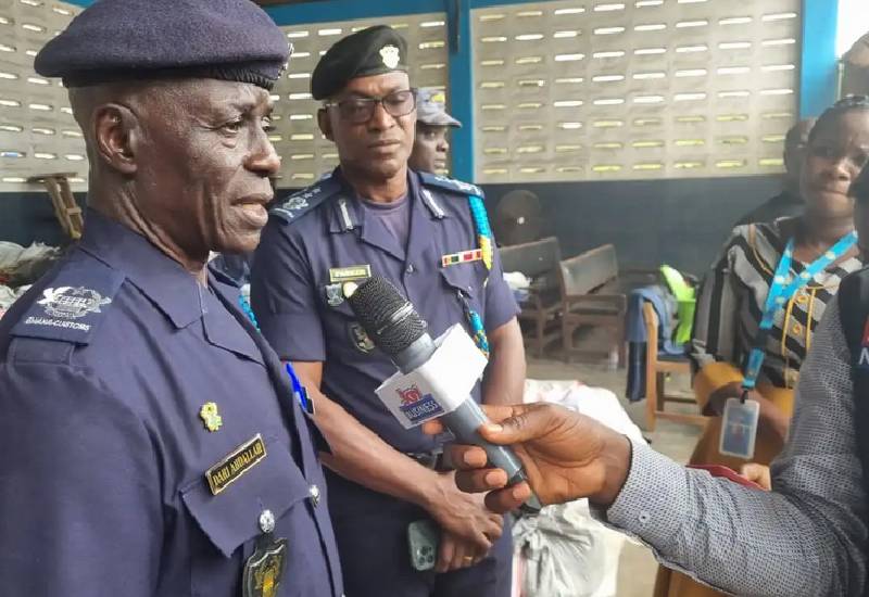 You are currently viewing Ghana Revenue Authority Customs Division impounds 11,200 full pieces of imitation wax prints