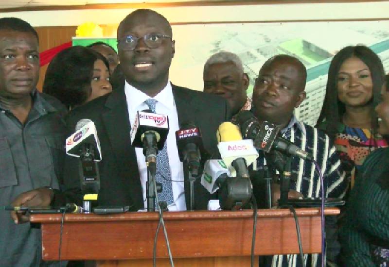 You are currently viewing We’ll soon begin impeachment processes against Akufo-Addo – Minority