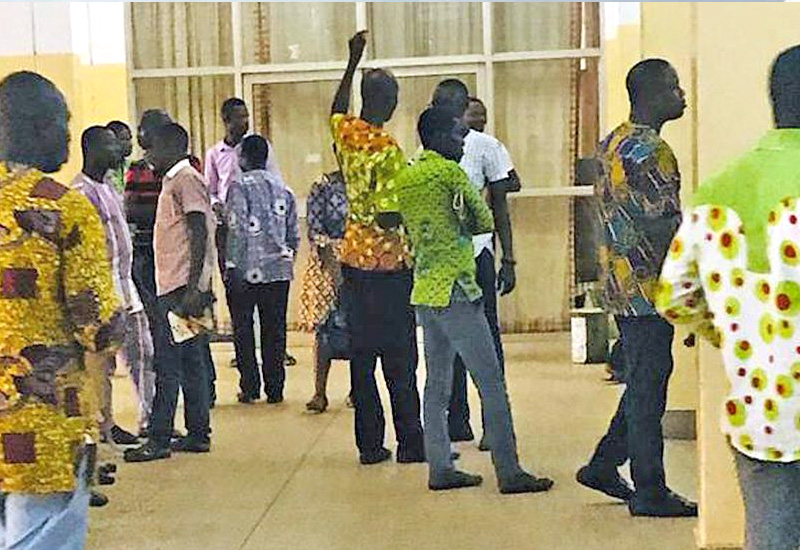 You are currently viewing Aggrieved teachers storm GES head office over promotions