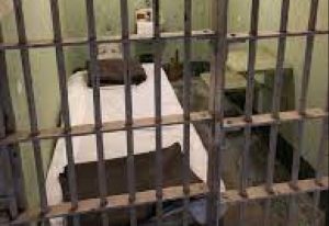 Read more about the article Bio-Chemist murder suspect dies in cells