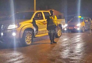 Read more about the article Committed to service; rains or no rains- Photos of a dutiful Police Officer