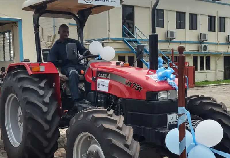 You are currently viewing Gold Fields donates tractors to Armed forces