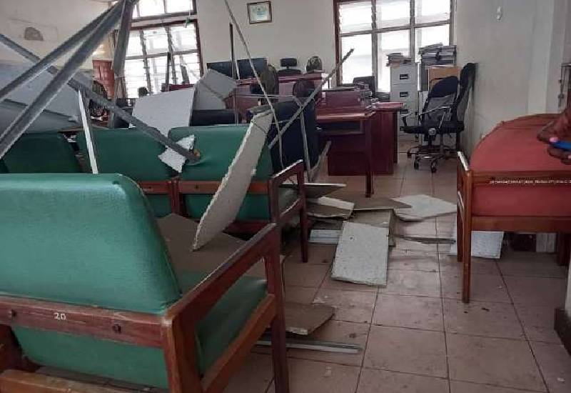 You are currently viewing Court ceiling collapses after downpour